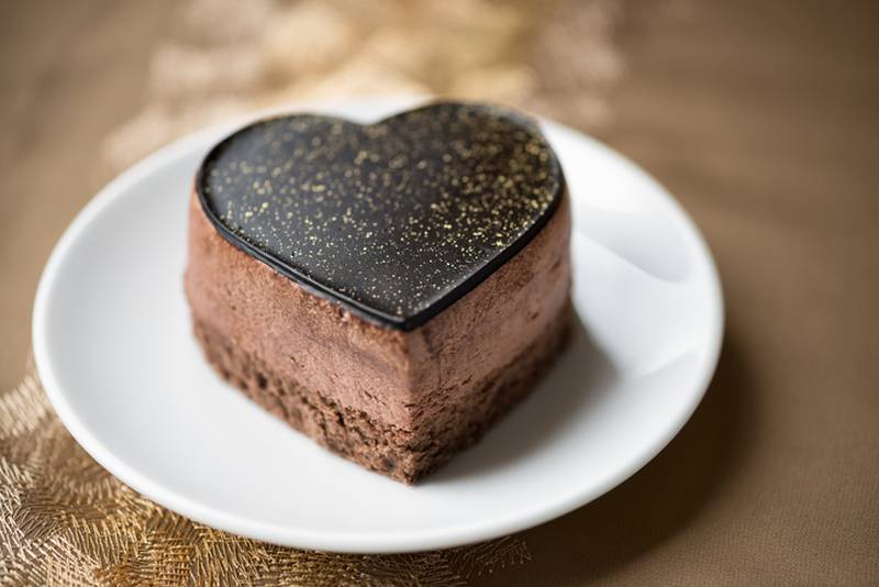 Valentine’s Day 2024 Restaurant deals and freebies to shower on you