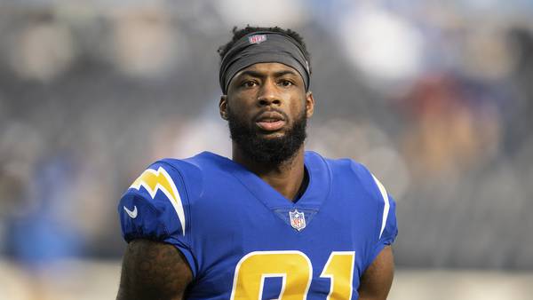 NFL wild card injury tracker: Chargers WR Mike Williams out with reported back fracture from meaningless season finale