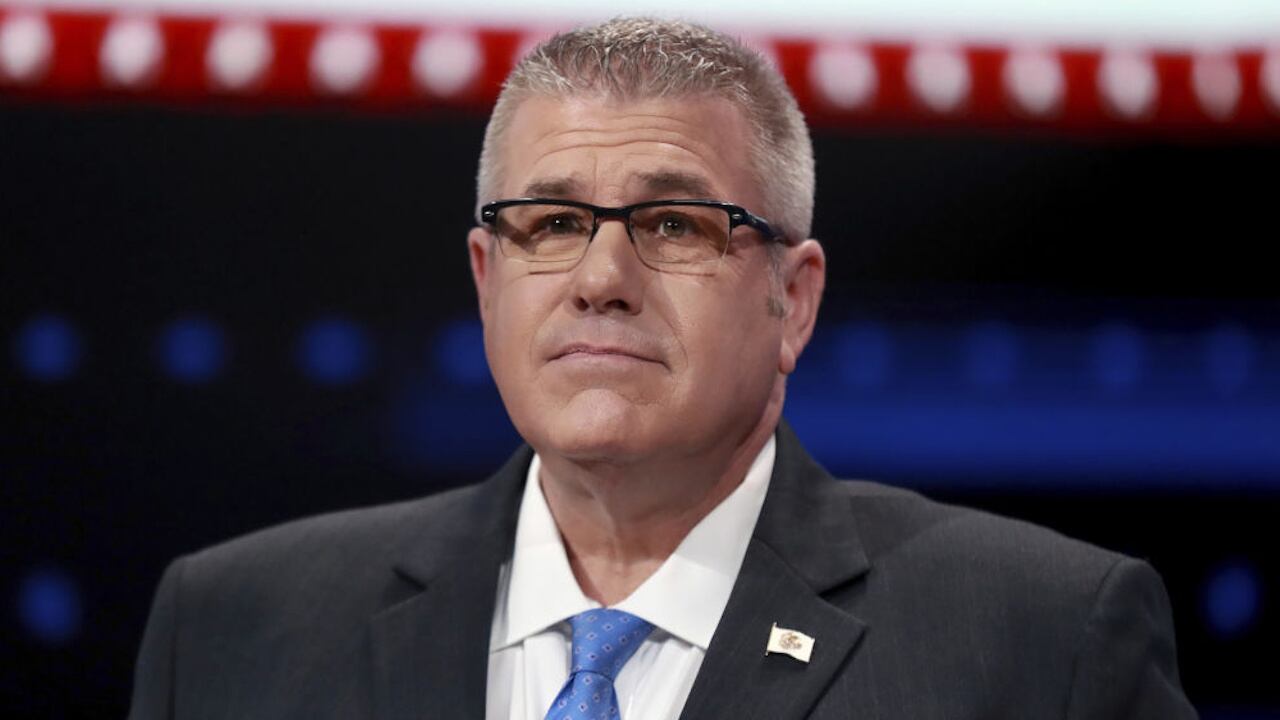 The gubernatorial candidate announced the deaths of his son, daughter-in-law and two of his grandchildren in a helicopter crash.