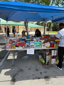 WEDR 99Jamz Caresha Gives Toy Drive 2025 Yung Miami