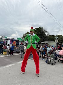 WHQT Hot105  WEDR 99JAMZ 18th Annual Christmas on 15th Ave