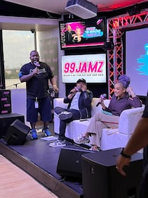 WEDR 99JAMZ Jamz LIVE with the Morning Hustle