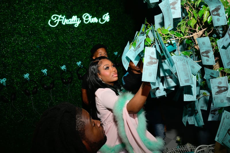 Summer Walker "Finally Over It" Escape Room Experience