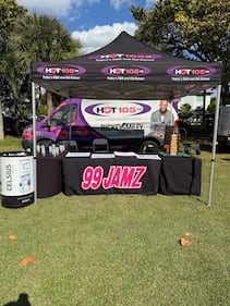 WFEZ 93.1, WHQT 105.1, WFLC 97.3, WEDR 99Jamz Miami beach block party 11.16