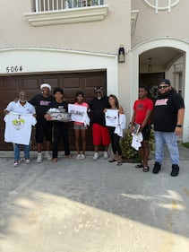 WHQT WEDR Hot 105 99Jamz Holiday Food Drop-Off Caravan