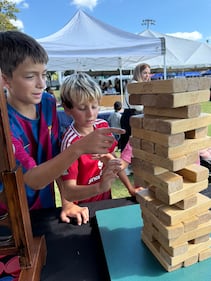 WFEZ 93.1, WHQT 105.1, WFLC 97.3, WEDR 99Jamz Miami beach block party 11.16