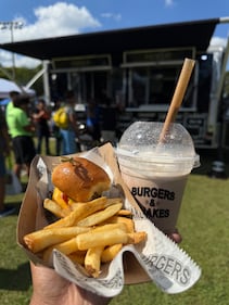 WFEZ 93.1, WHQT 105.1, WFLC 97.3, WEDR 99Jamz Miami beach block party 11.16