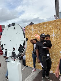 WHQT Hot105  WEDR 99JAMZ 18th Annual Christmas on 15th Ave