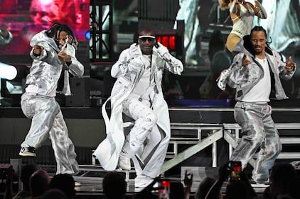 Ne-Yo; Akon; Nights Like This tour; iTHINK Financial Amphitheatre